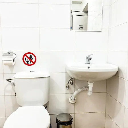 Centrino Hostel *